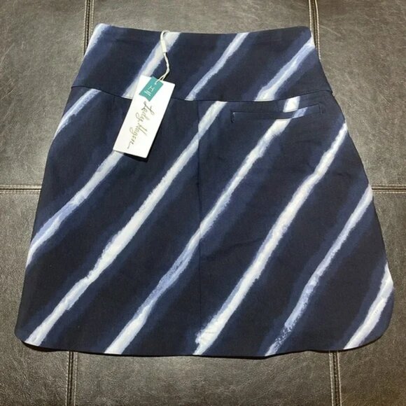 Lady Hagen Women's 17'' Tummy Control Golf Skort - Picture 10 of 10